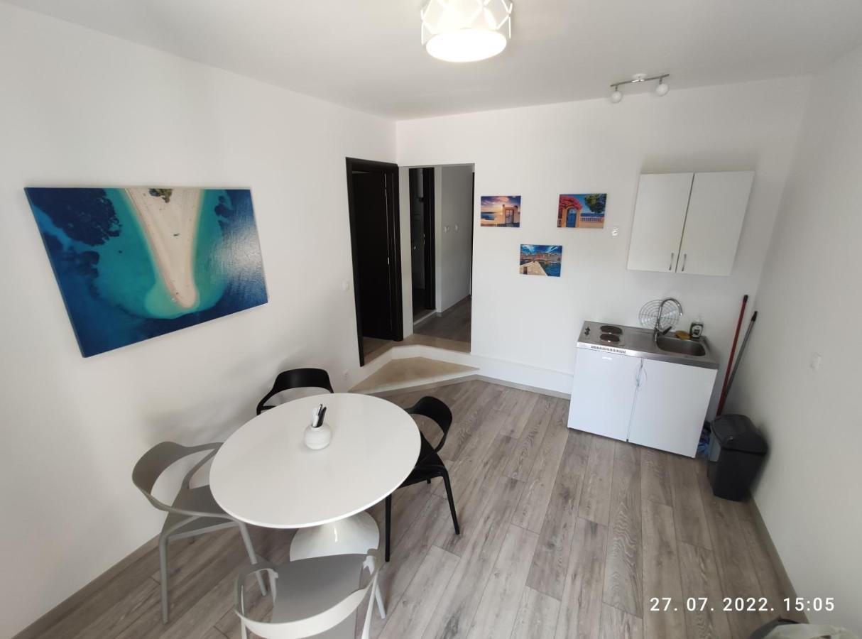 Aqua Apartments Omis Exterior photo